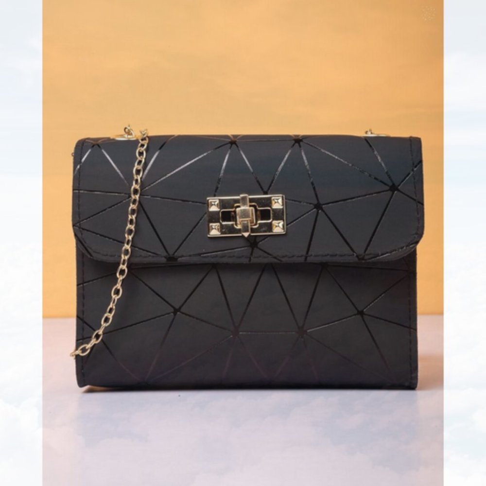 New Lock Geometric Pattern Square Bag Black 73